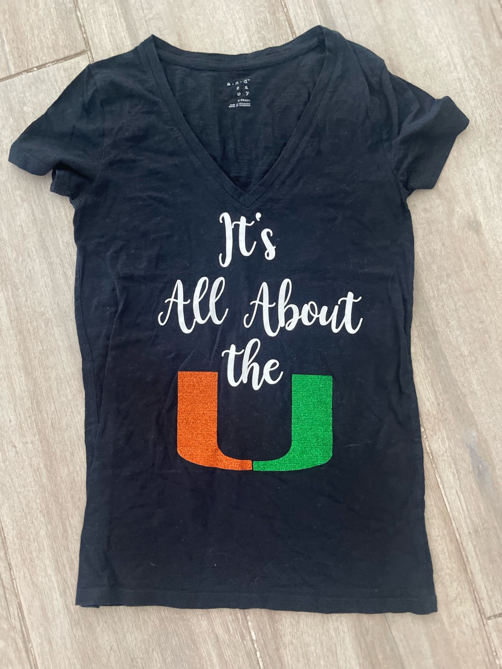 University of Miami UM custom black t-shirt engraved with Mel in the back XS